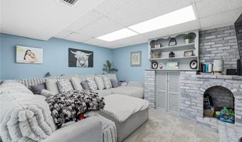 12 Hidden Valley Ln, Lincoln, RI 02865