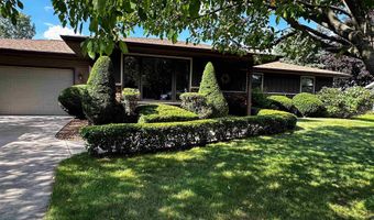24 CARIBOU Ct, Appleton, WI 54911