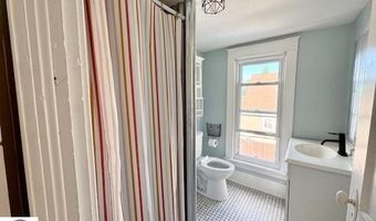 1016 Michigan Ave, St. Louis, MI 48880