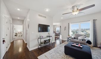 907 S 25th St, Beatrice, NE 68310