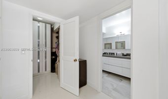 9801 Collins Ave 10V, Bal Harbour, FL 33154