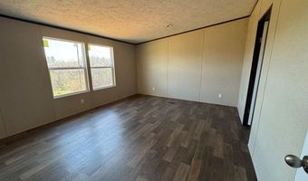 412 Lake Dr, Albany, KY 42602