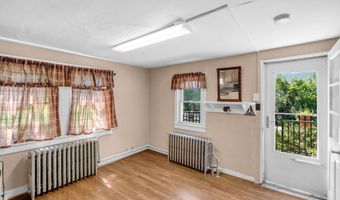 19 High St, Allentown, NJ 08501