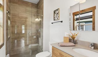 236 Bluebunch Ct, Bigfork, MT 59911