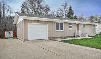 506 Maple Dr, Owatonna, MN 55060