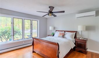79 Lake Dr, Glocester, RI 02814