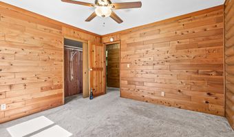 11597 Corp Ranch Rd, Ashland, OR 97520