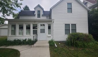 814 Sinclair St, Bottineau, ND 58318