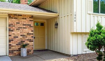 1088 Whitney Dr, Apple Valley, MN 55124