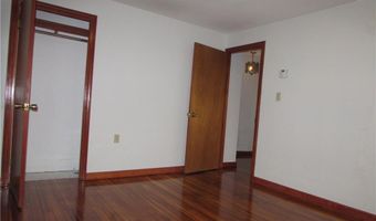 77 Seventh St, East Providence, RI 02914