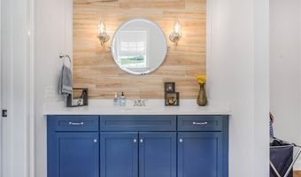31 Ridge St, Berkley, MA 02779