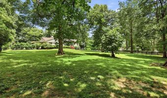 1007 Evergreen Rd, Anchorage, KY 40223