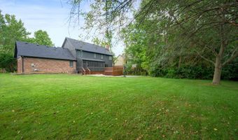 7474 Oakland Hills Dr, Indianapolis, IN 46236