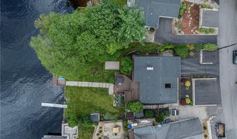 144 Aldrich Rd, Glocester, RI 02857