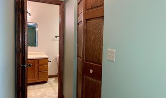 65 SPENCER VILLAGE Ct 14, Appleton, WI 54914