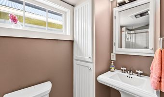 134 Keller St, Bay St. Louis, MS 39520