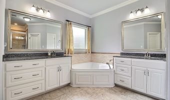 16012 Magnolia Trace Pkwy, Baton Rouge, LA 70817