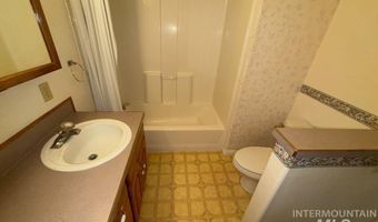 5967 Noah St, Chubbuck, ID 83202