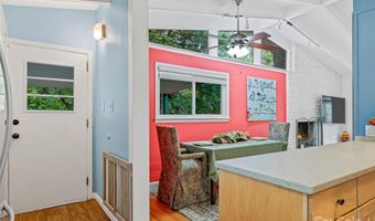 163 Governors View Rd, Asheville, NC 28805