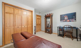 2089 Whispering Oaks Dr NE, Alexandria, MN 56308