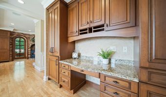 3 Baldwin Ln, Bedford, NH 03110