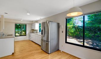 203 W GLENDALE Ave, Alexandria, VA 22301