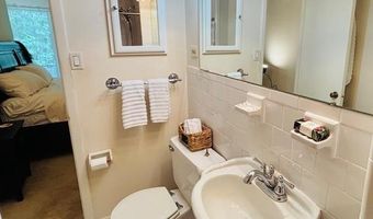 7551 SPRING LAKE Dr D-1, Bethesda, MD 20817
