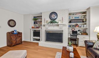107 Forestdale Dr, Boiling Springs, SC 29316