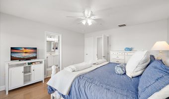 10900 HOLYSTONE Ln 503, Berlin, MD 21811