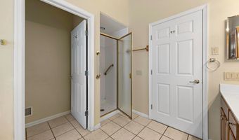 6 RAPIDS Ct, Barnegat, NJ 08005