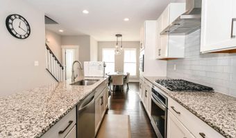 23012 LAVALLETTE Sq, Brambleton, VA 20148