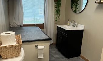 321 3rd Ave E, Albia, IA 52531