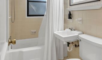 810 Forrest Rd, Alexander City, AL 35010