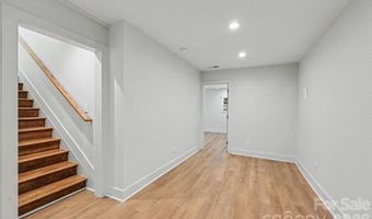2000 Kilborne Dr, Charlotte, NC 28205