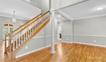 71 Portobello Rd, Arden, NC 28704