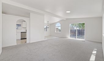 786 Chari Dr, Carson City, NV 89706