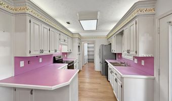 1103 Arbor Pl, Brandon, MS 39042