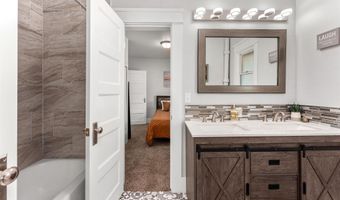 112 Dearborn St, Caldwell, ID 83605