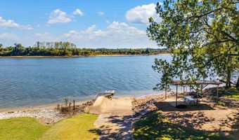 1515 RIVERSIDE Ln, Adamsville, TN 38310