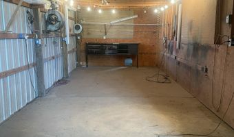 22017 E State Hwy 76, Ava, MO 65608