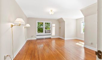 73 Oakwood St, Albany, NY 12208