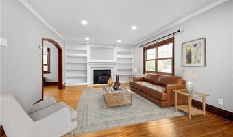 68 Bondcroft Dr, Amherst, NY 14226