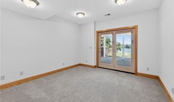 15526 Evans Rd, Basehor, KS 66007