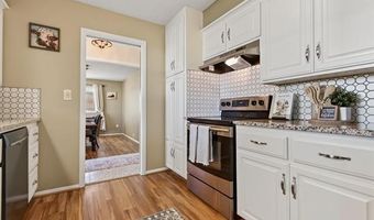 6001 Baylor Dr, Bartlesville, OK 74006