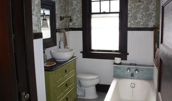 128 Eureka St, Batesville, MS 38606