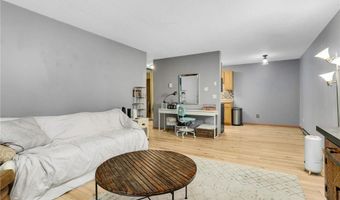 14115 Pennock Ave 303, Apple Valley, MN 55124