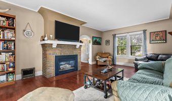 536 N MEADE St, Appleton, WI 54911