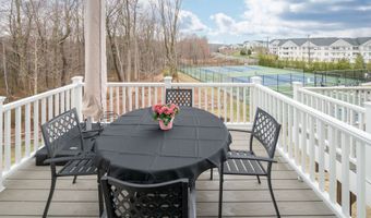5 Brentwood Cir 5, Danbury, CT 06810
