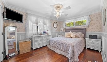 24 Lebrun Ave, Amityville, NY 11701