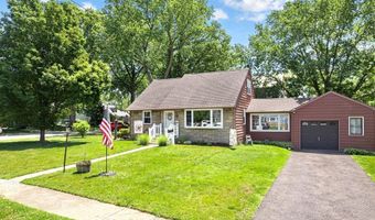 300 W 3RD Ave, Barrington, NJ 08007